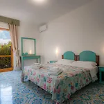 Residence Antigua Bonifati