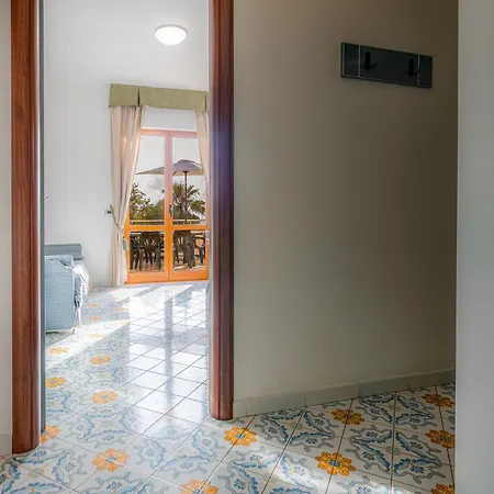 Antigua 2* بونيفاتي