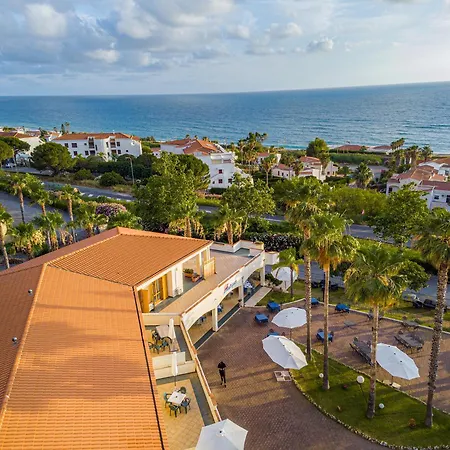 Antigua 3*