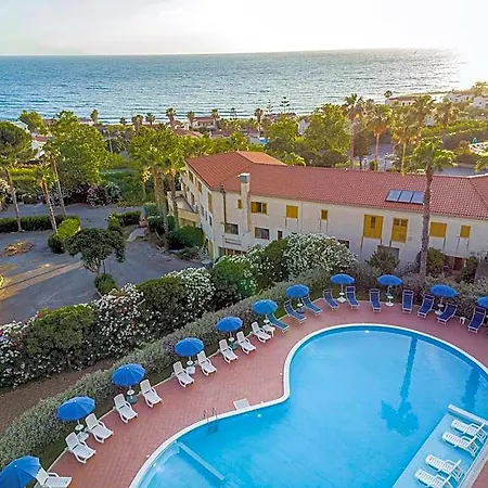 Antigua 3* Bonifati