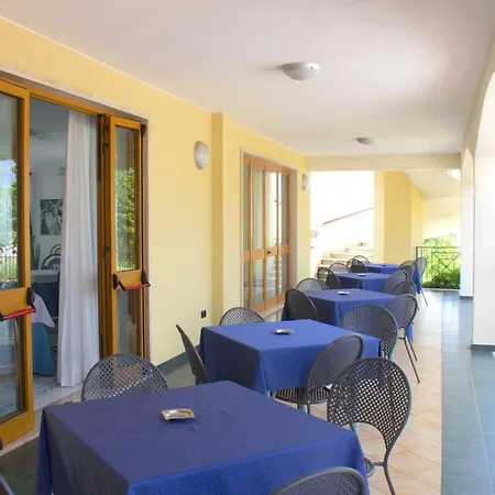 Antigua Apartmanhotel Bonifati