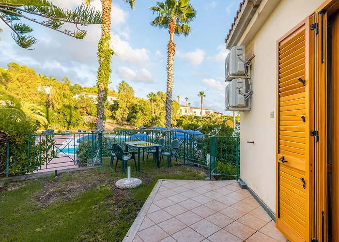 Residence Antigua Aparthotel Bonifati