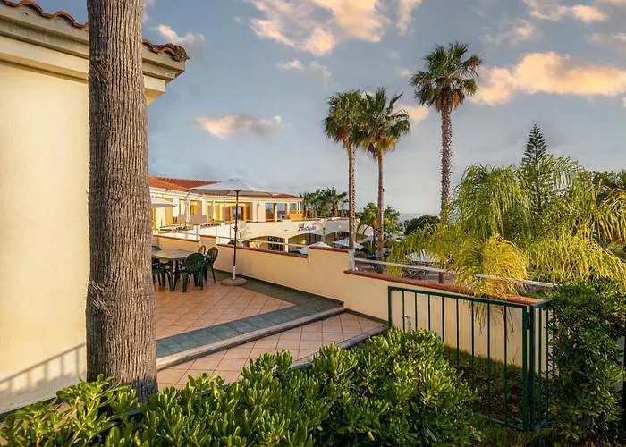 Residence Antigua 4* Bonifati